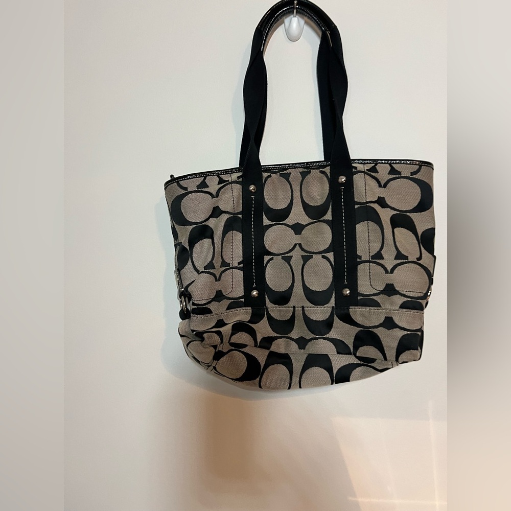 Coach Kyra Signature Handbag Black Purse Shoulder Bag F18855